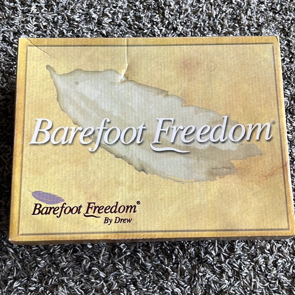 Barefoot Freedom - size: 8.5 - Picture 3 of 6
